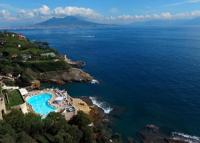 Baia Delle Rocce Verdi Resort Napoli
